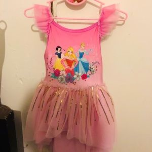 3T Disney store dress. Perfect for a birthday girl